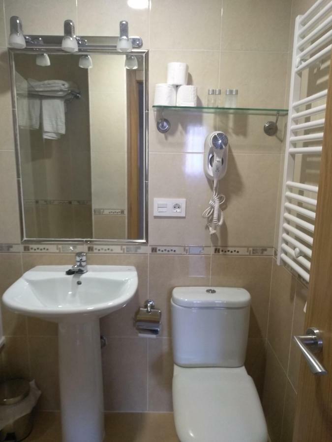 Apartamentos Prestin Onís المظهر الخارجي الصورة
