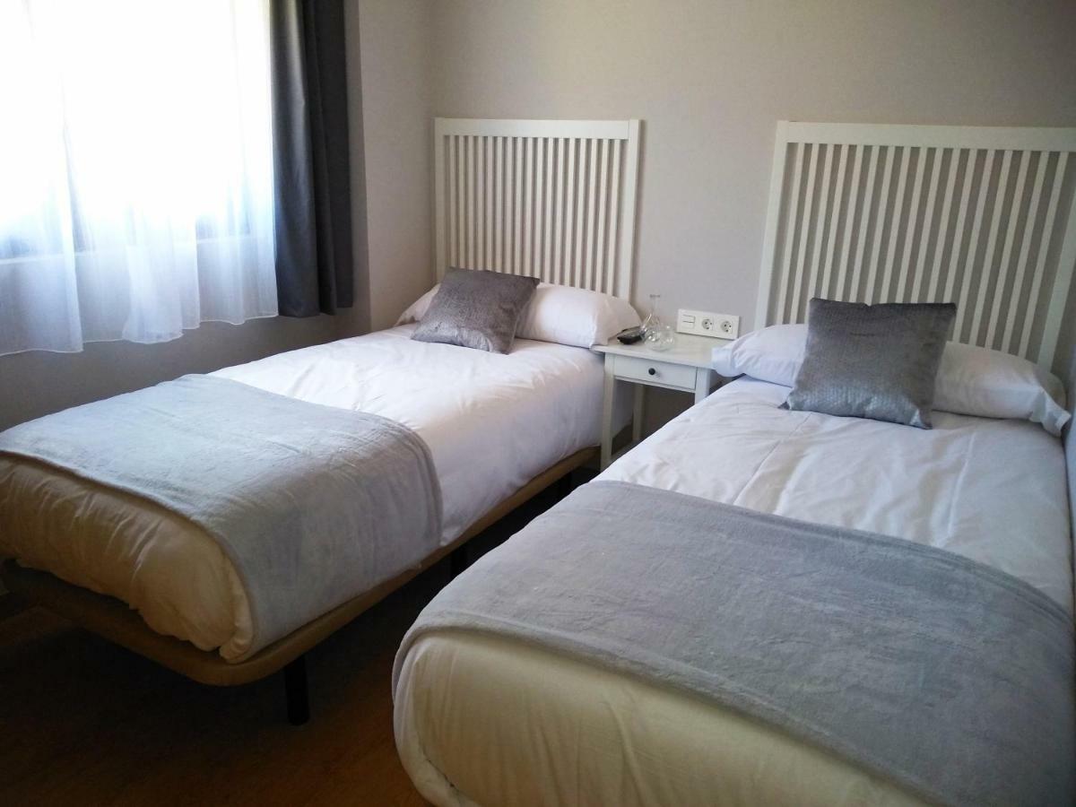 Apartamentos Prestin Onís المظهر الخارجي الصورة